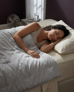 Ilume Solace — Cooling Comforter for Perimenopause
